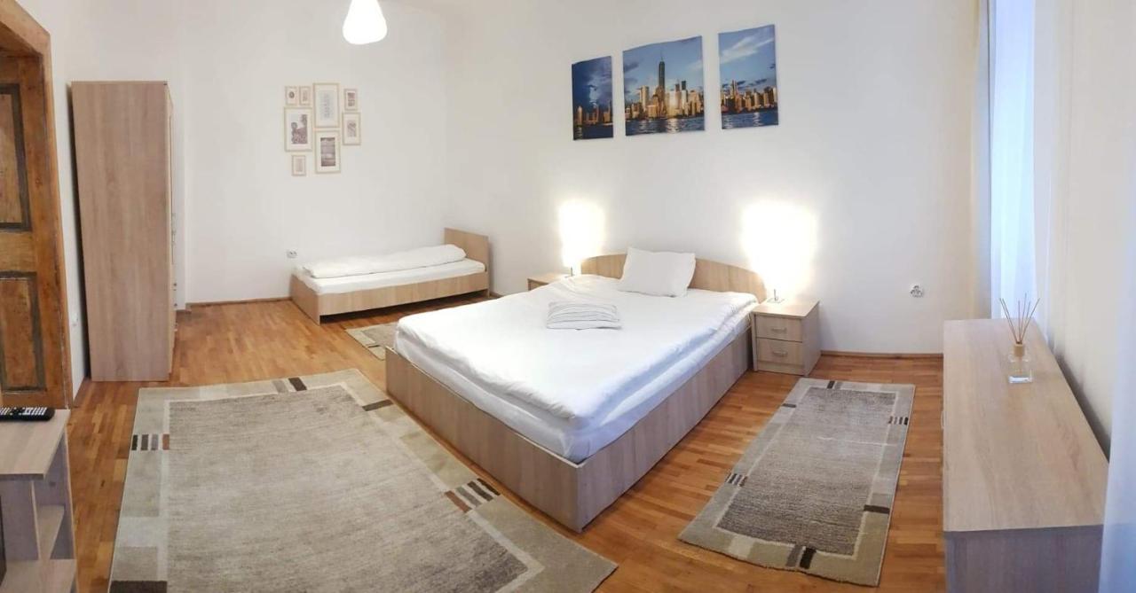 Fabini Apartments Medias Bagian luar foto